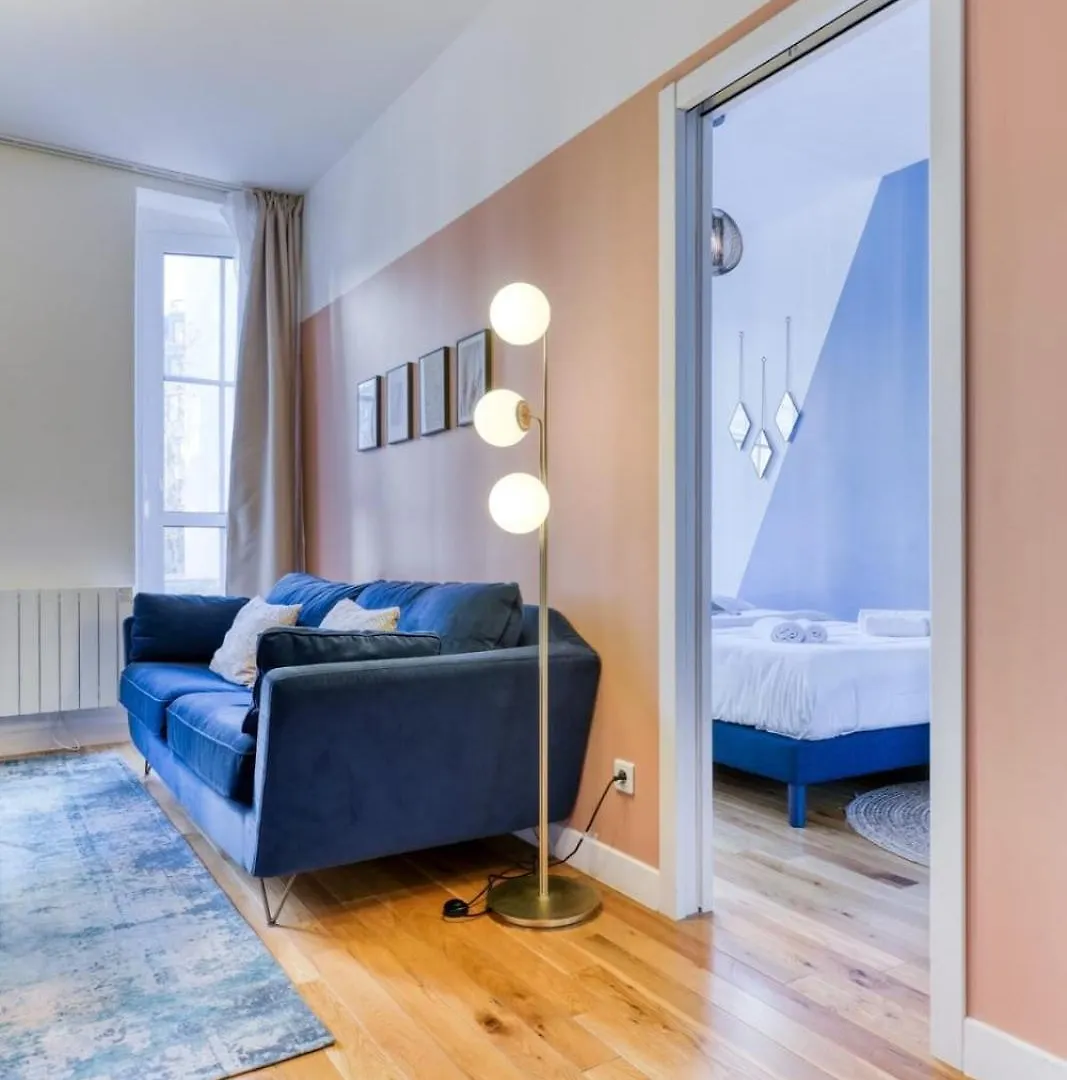Blue Design 2Bdr Flat In The Heart Of Bastille Paris 0*,  France